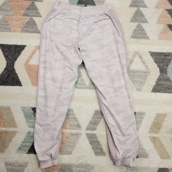 ATHLETA Brooklyn Lined Textured Jogger - Camo Lux Shasta Purple Size 8 - Picture 10 of 12
